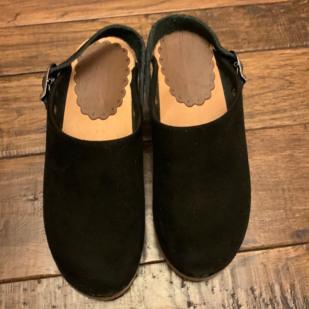 Hanna Andersson clogs